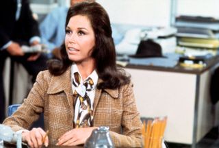 suit - mary tyler moore