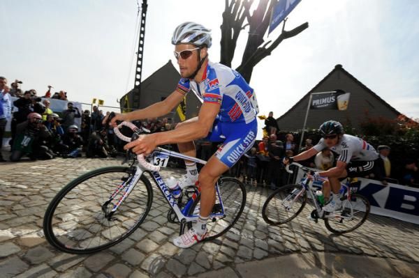 Tom Boonen followed by Geraint Thomas