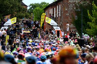 A foreign start, Classics terrain and Alpe d’Huez - Analysing the 2024 Tour de France Femmes route 