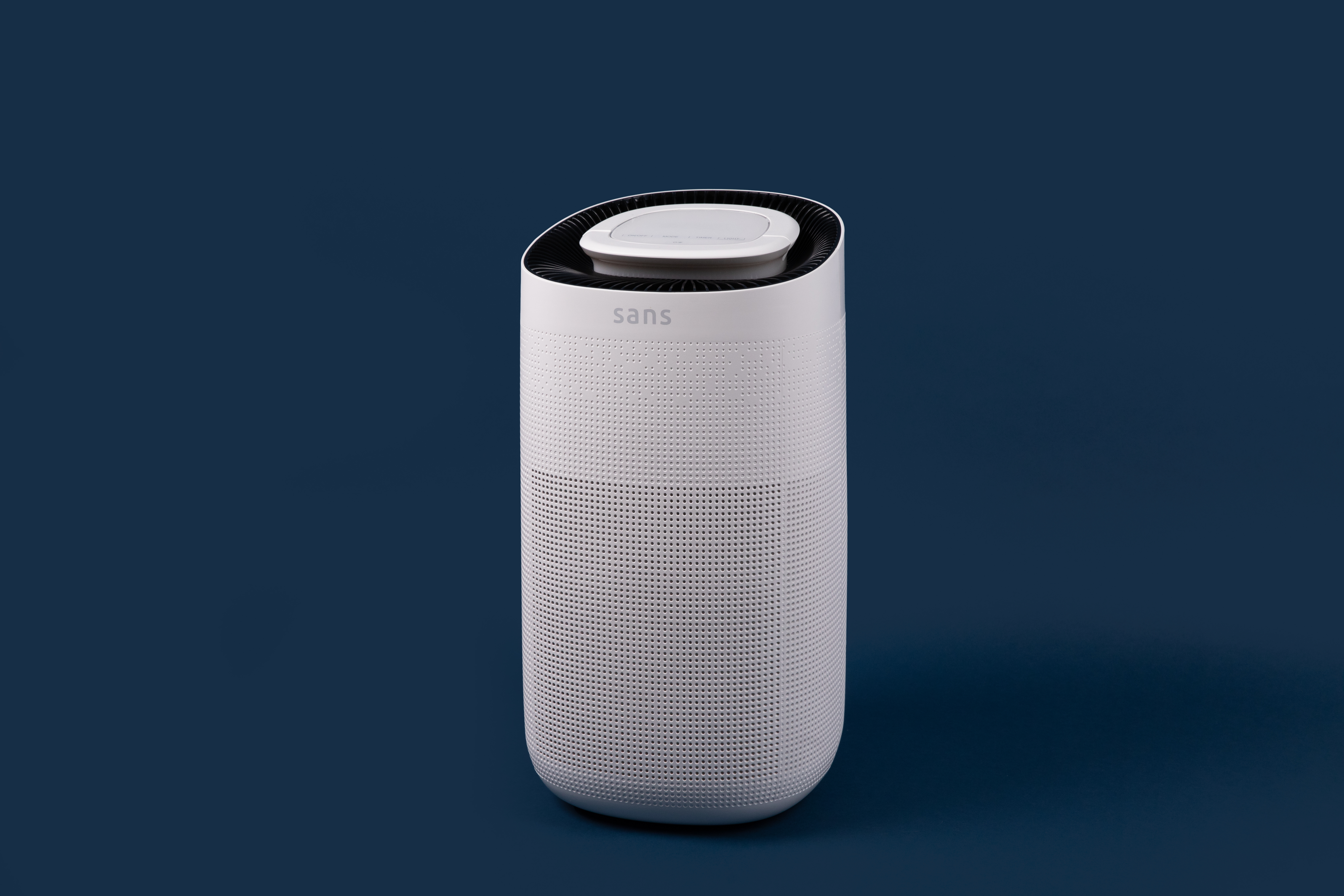 Sans purifier in white with blue background