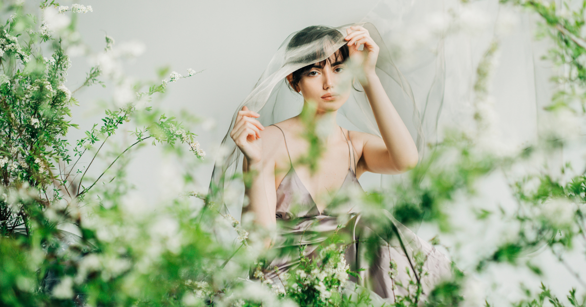 The Fragrance Services to Know When Choosing Your Wedding Day Scent The Fragrance Services to Know When Choosing Your Wedding Day Scent