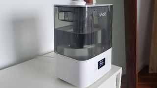 Image shows the Levoit Classic 300S humidifier at home on a white countertop