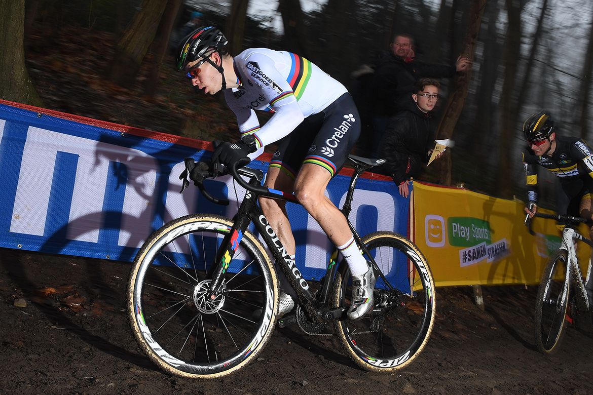 Van Aert digging deep