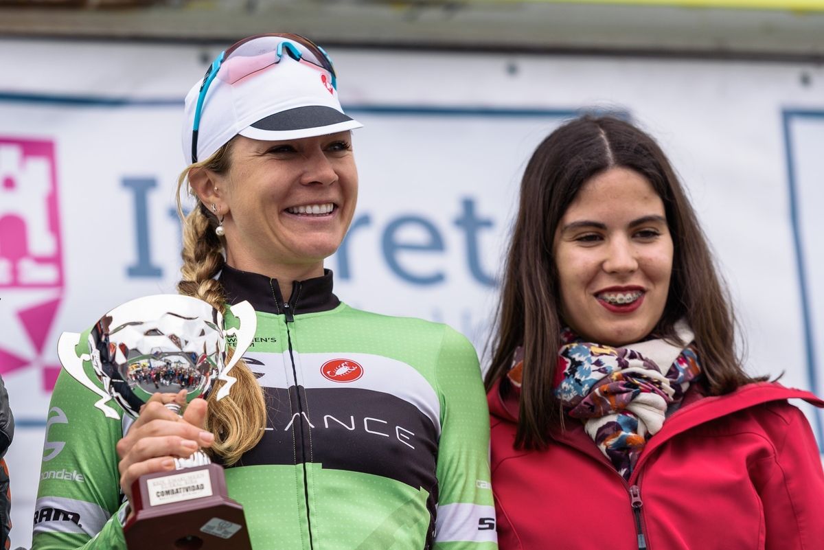 Alison Tetrick with the most aggressive rider prize at Emakumeen Bira