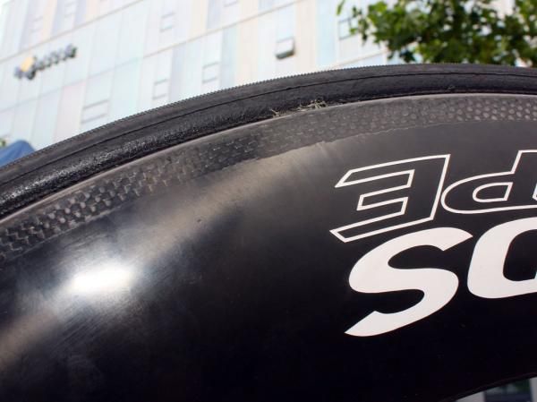All 2011 Reynolds carbon rims will feature a new braking surface that is said to run 100