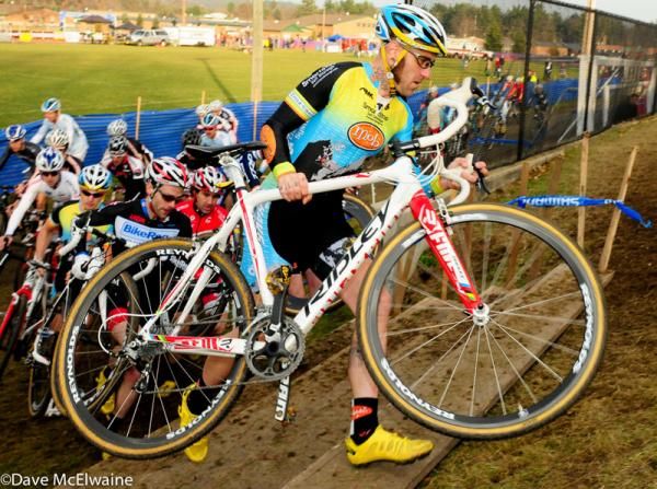 Adam Myerson (Smartstop/Mock Orange) leading the race up the steps on lap one
