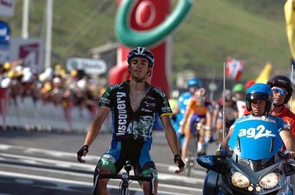 Alberto Contador (Discovery Channel)not far behind either, with a solid perfomance, losing some strength due to his untimely mechanical.