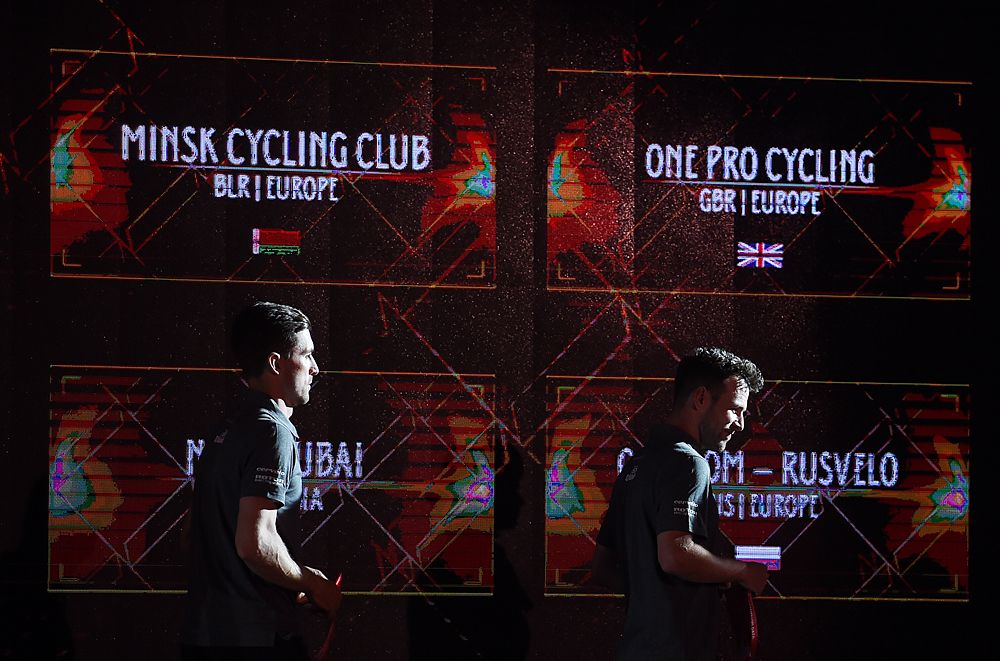 2016 UCI Gala in Abu Dhabi - Mark Cavendish (Dimension Data) goes on stage