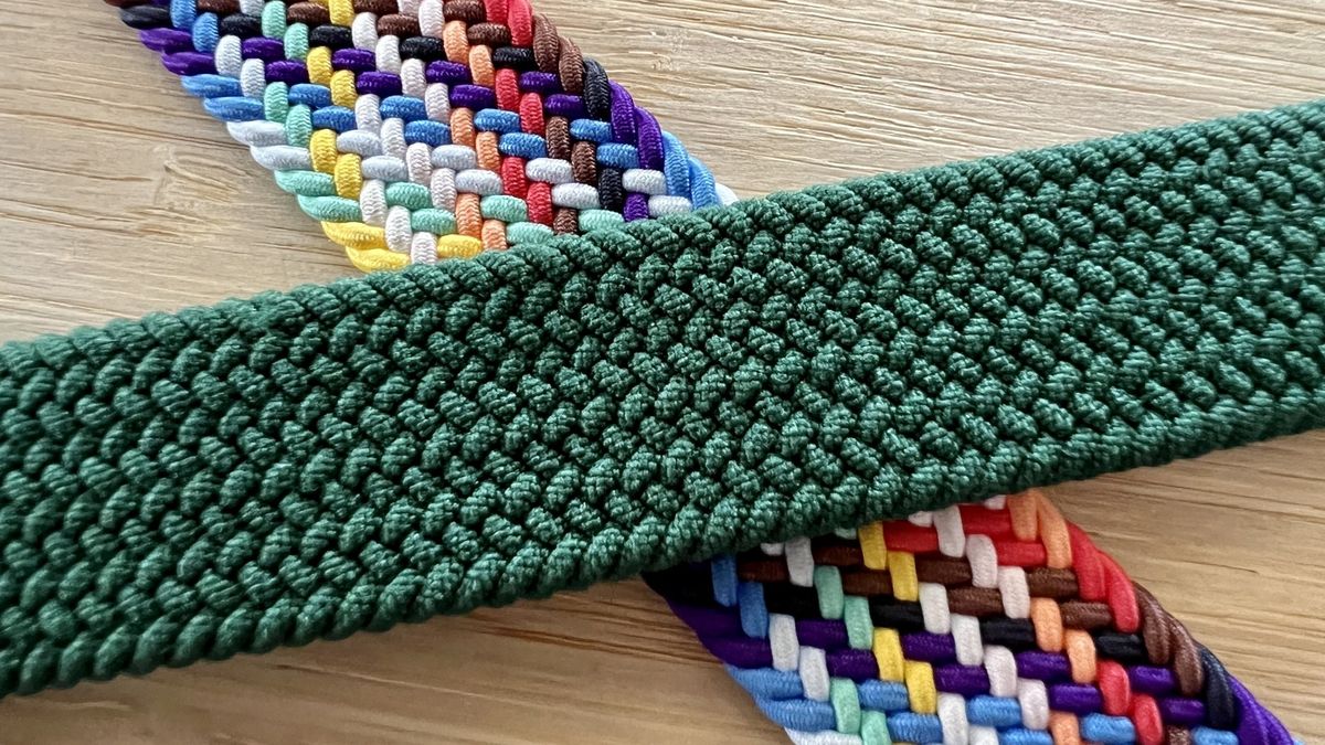 Zagg Braided Watch Band Forest Green Up Close