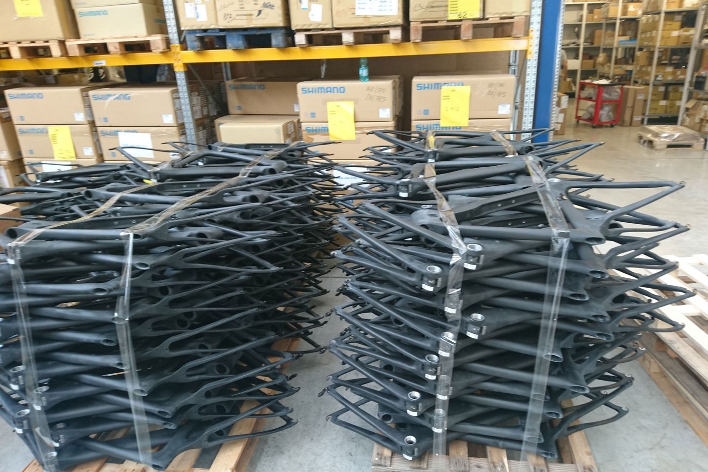 Best carbon road bike what makes good quality carbon and five bikes to