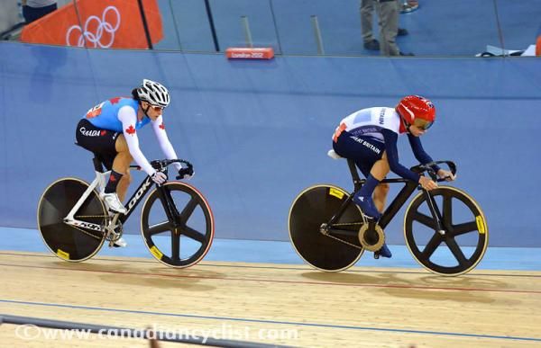 Laura Trott (Great Britain) and Tara Whitten (Canada) in the Scratch Race