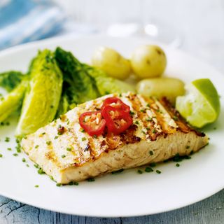 Foods for healthy hair: Salmon