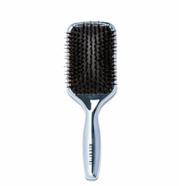 Color Wow Dream Smooth Paddle Brush Mini
Nylon bristles detangle hair and massage the scalp while the boar bristles simultaneously spread and hold hair sections for faster, more even drying. 