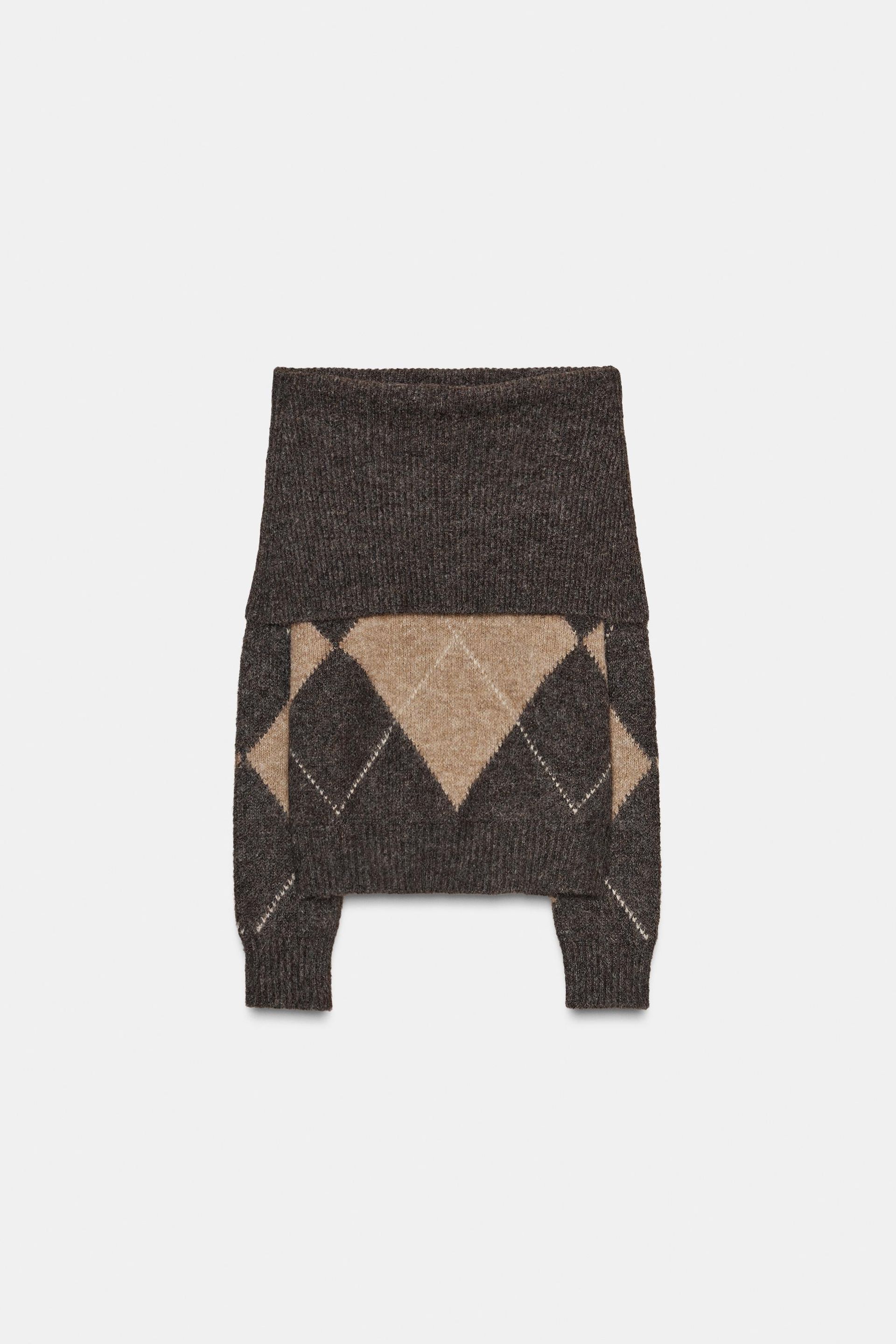 Argyle Off-The-Shoulder Knit Sweater