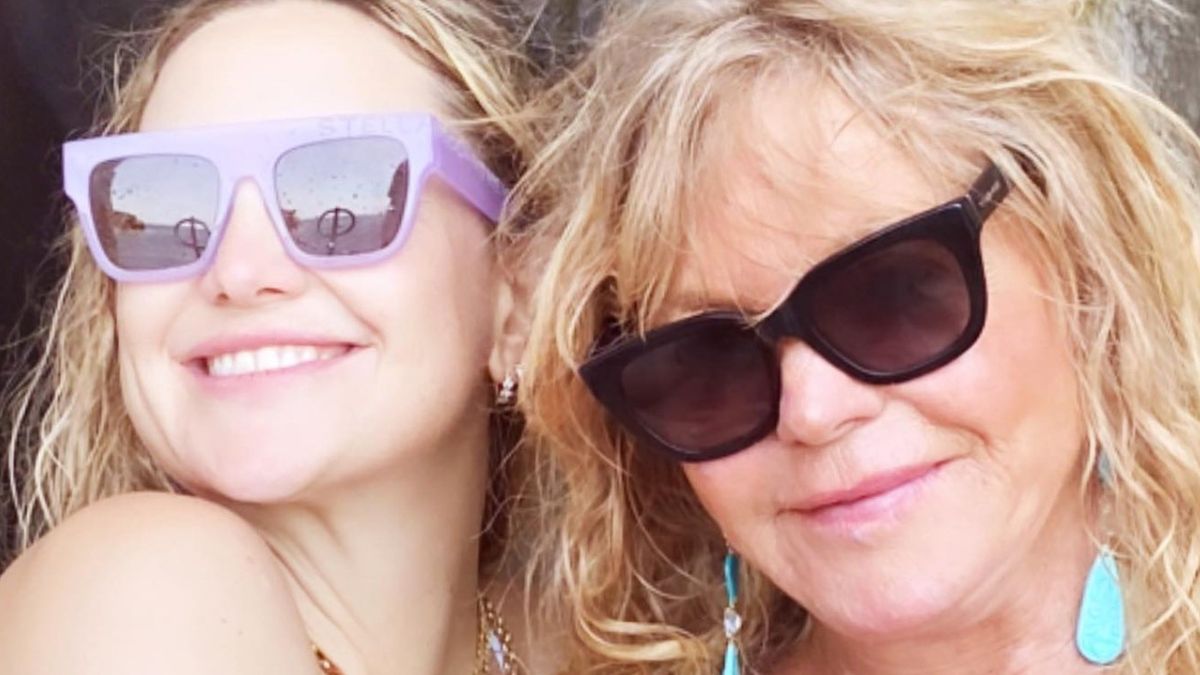 Kate Hudson Penned A Moving Birthday Tribute To Mom Goldie Hawn Marie Claire 