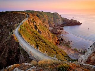 La Coupée, Sark – the cliiftop track which runs from Sark to Little Sark