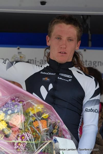 Shane Archbold (New Zealand) on the podium after winning stage 4.