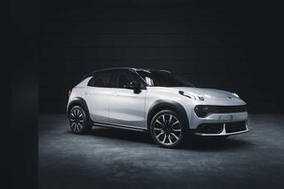Side view of Lynk & Co 02