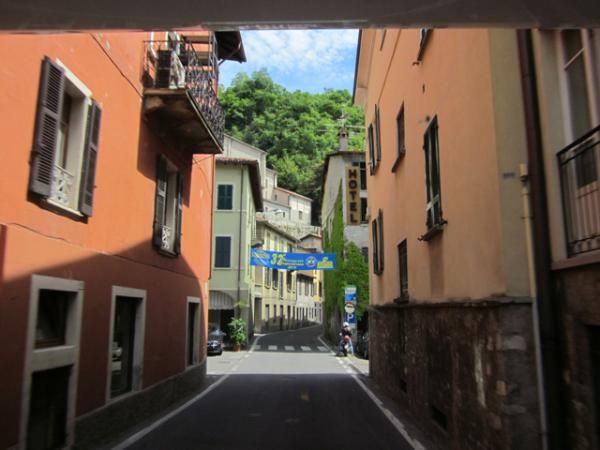 The narrow streets of the Italian Lakes region