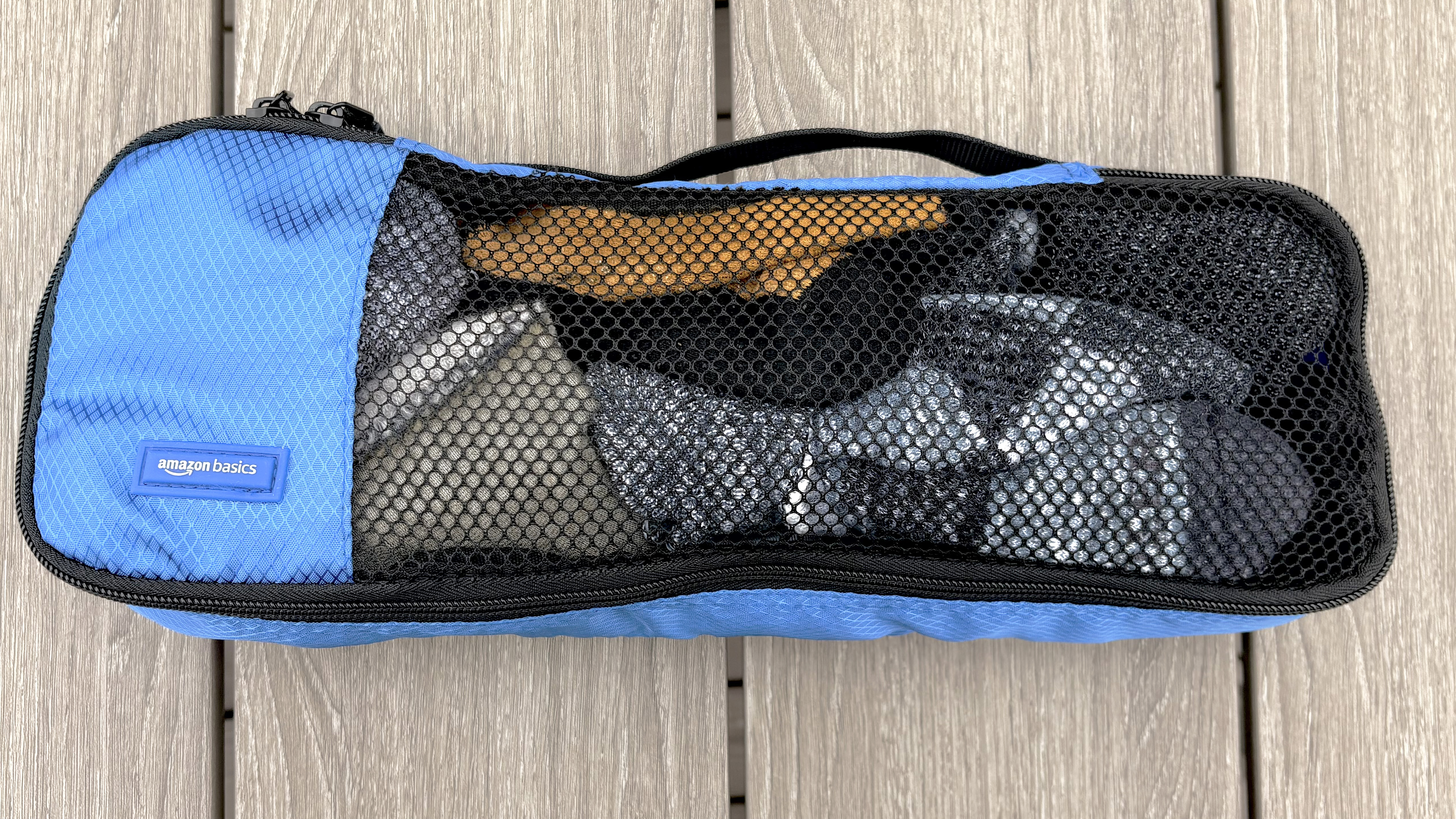 Senior writer, Dan Bracaglia' favorite packing cubes for travel