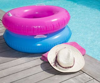 inflatable pool rings