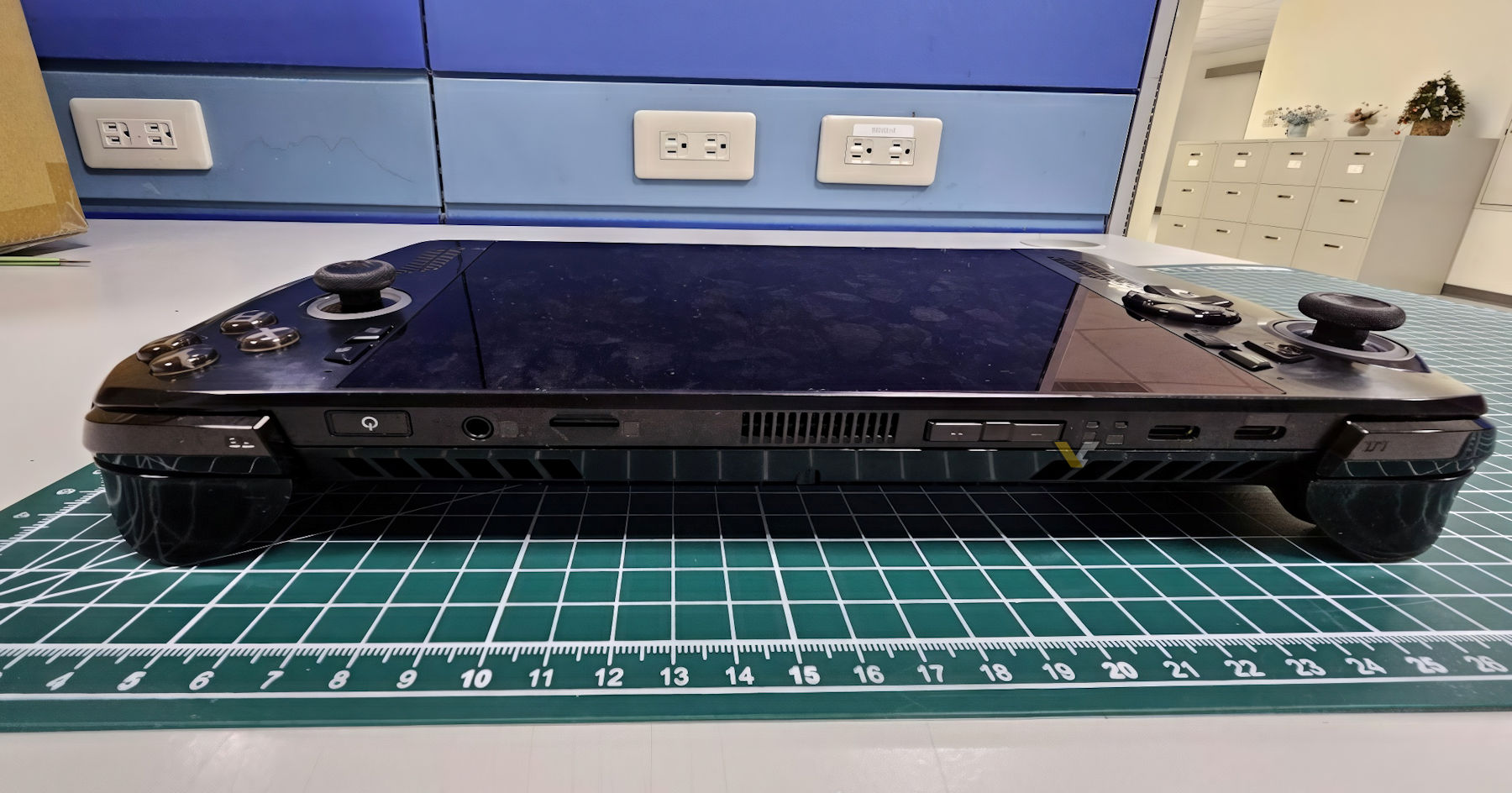 ASUS ROG Ally 2 / Xbox Project Kennan