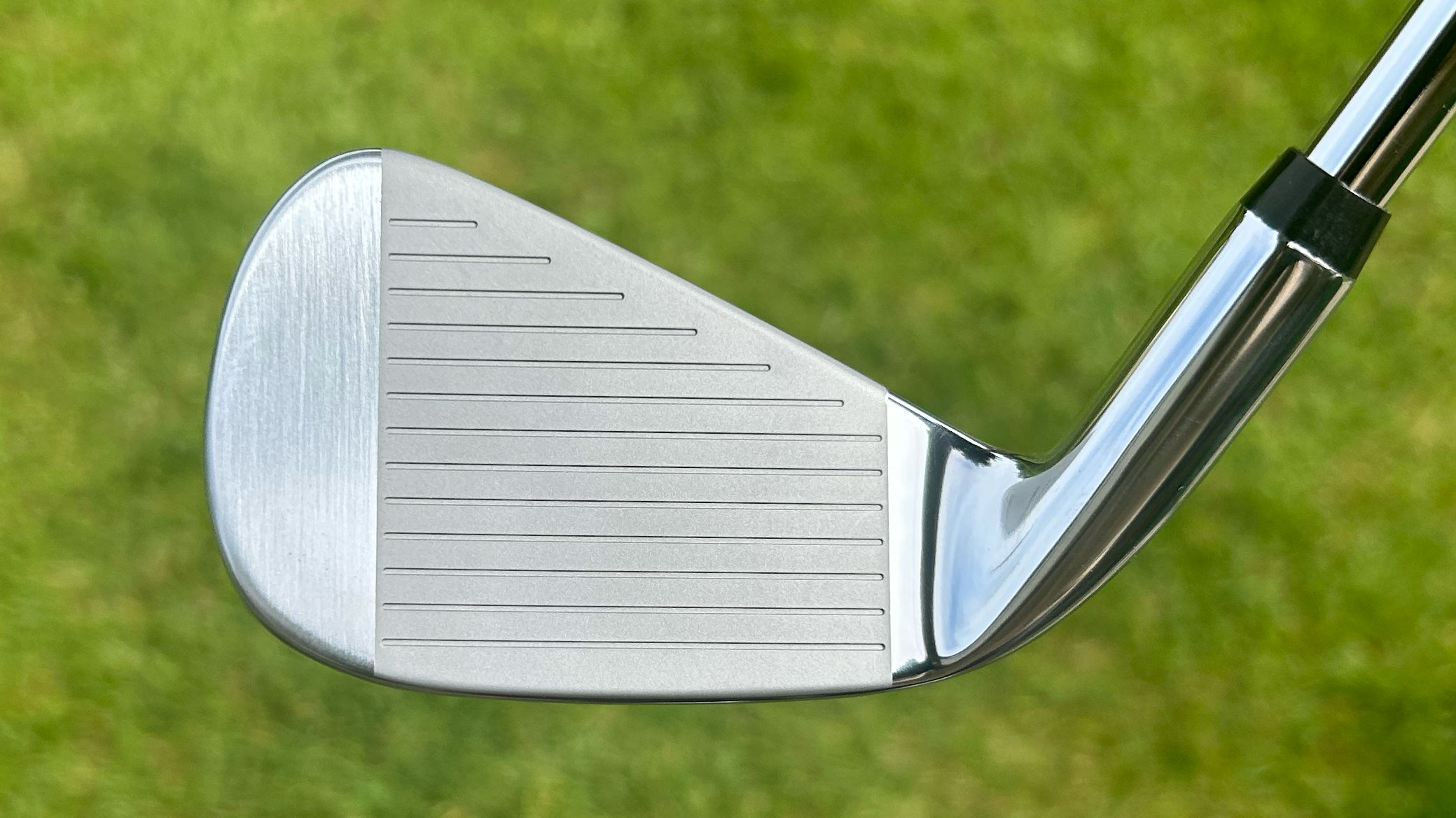 Photo of the MacGregor MT-86 Pro Irons face on