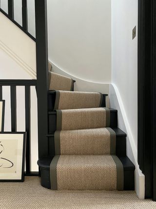 sisal stair runner with border