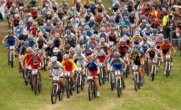 The women's field led by Sabine Spitz in Offenburg