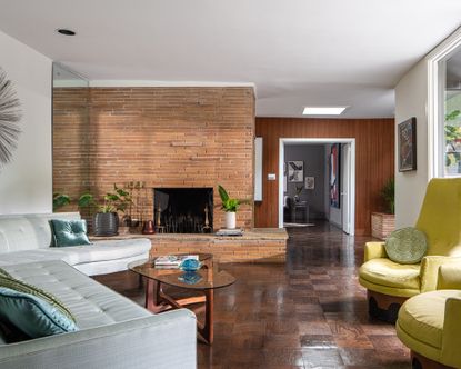 The style lessons we'll take from this stunning Mid-century modern home ...