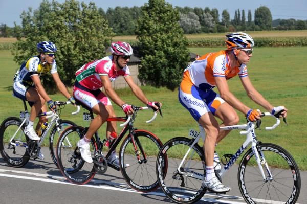 Lars Boom leads the breakaway.