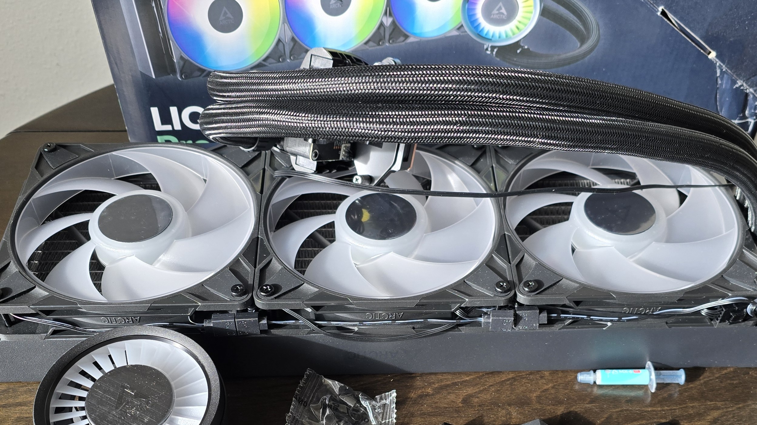 Arctic Liquid Freezer III Pro 420