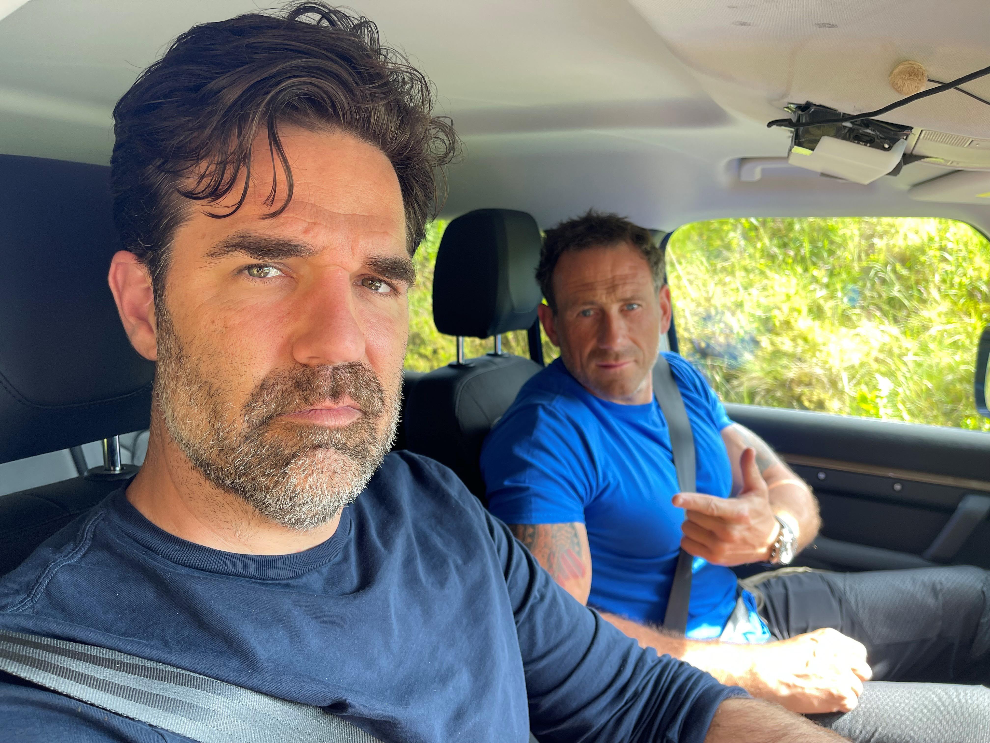 TV tonight Rob Delaney and Jason Fox.