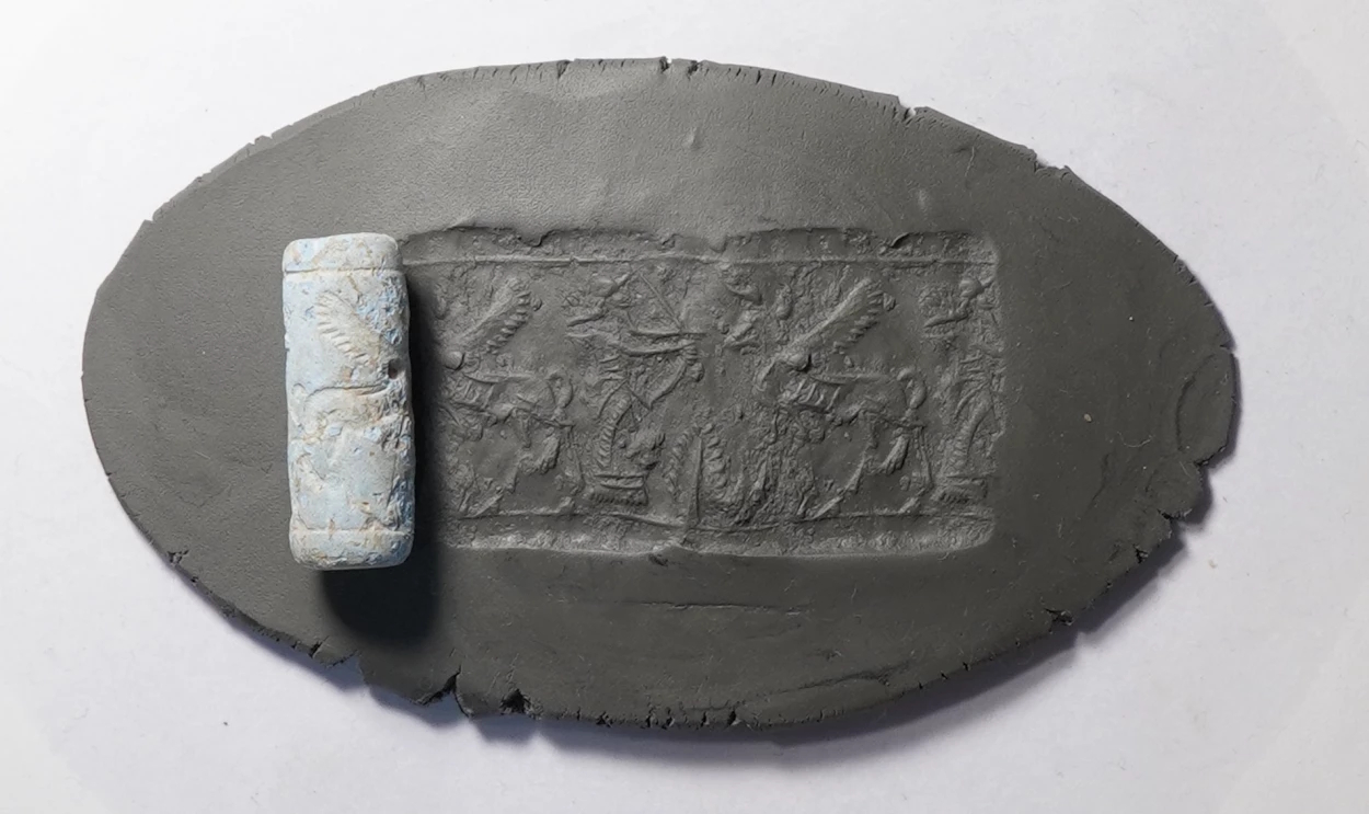 a cylinder seal showing its imprint