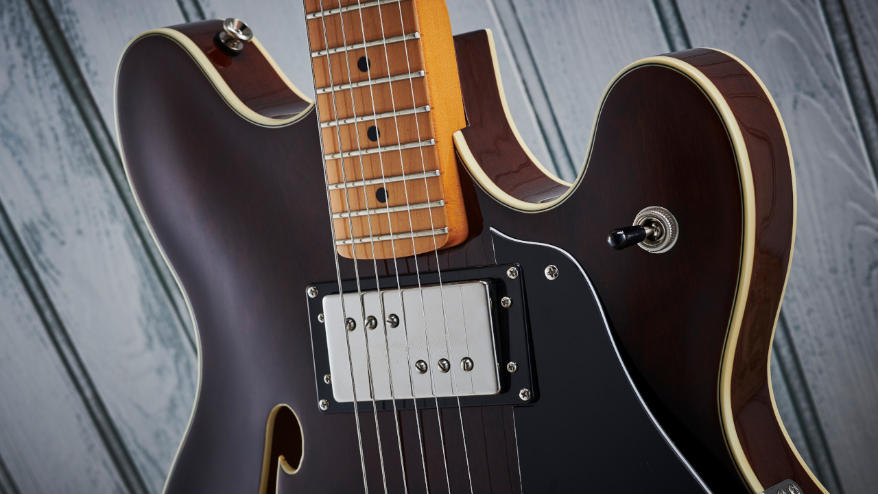 The Squier Classic Vibe Starcaster
