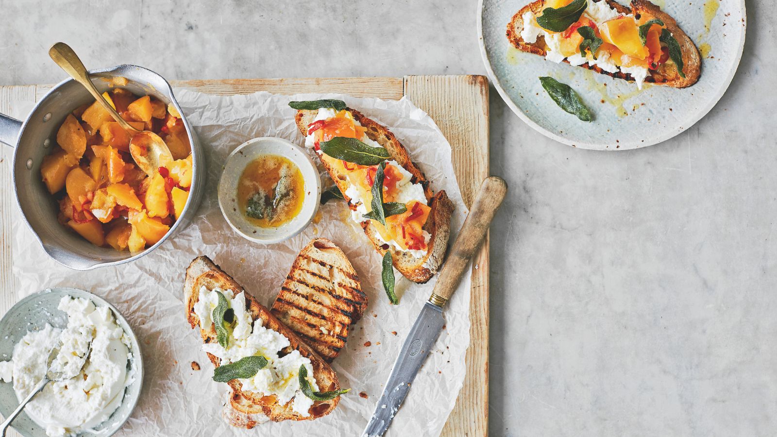 Apple toasts with ricotta, warm apple compote and crispy sage