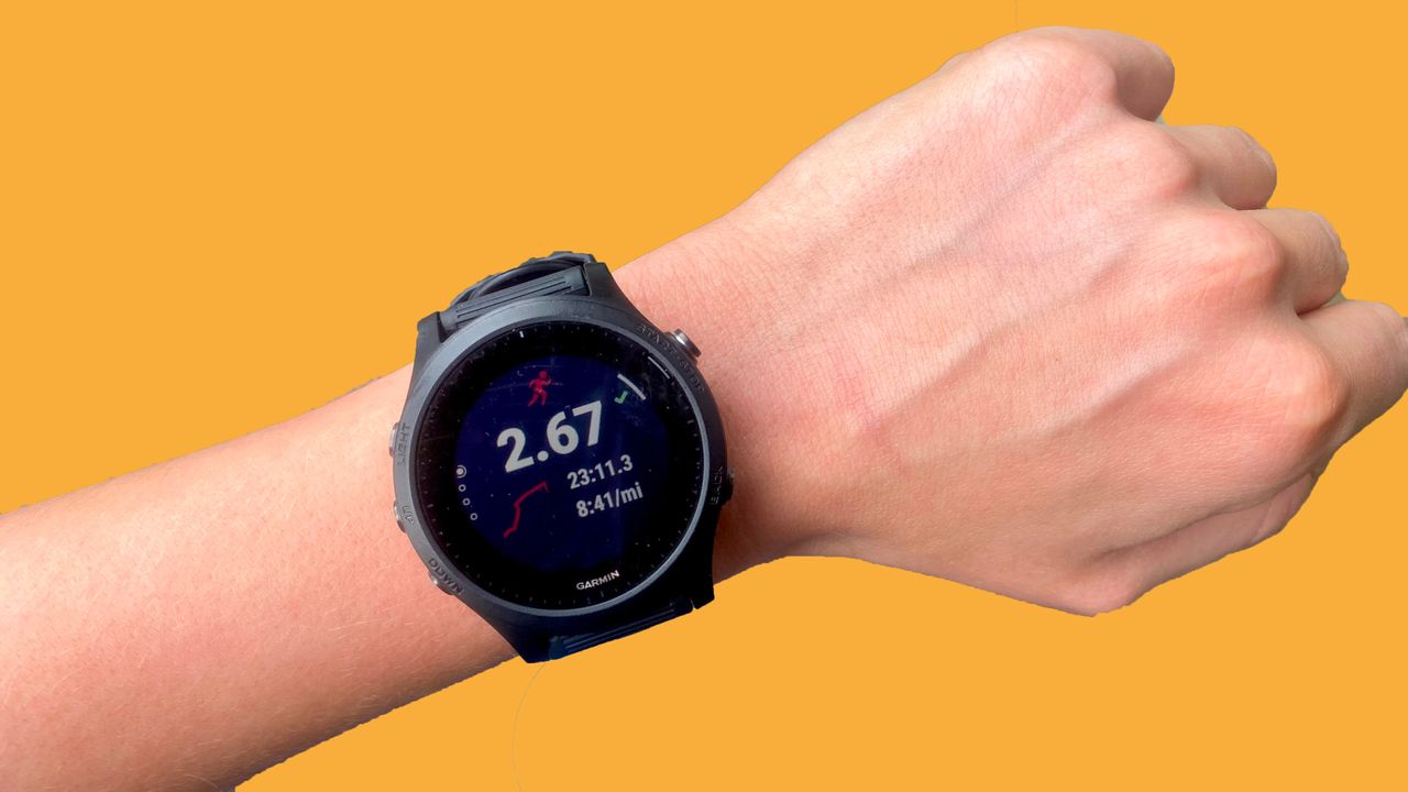 Fitness tracker deals: Image shows Garmin Forerunner 945