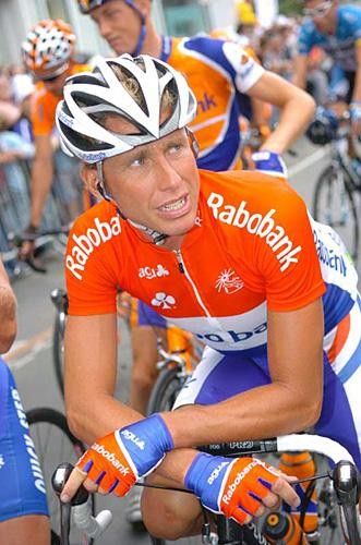 Michael Boogerd (Rabobank) waits for the start