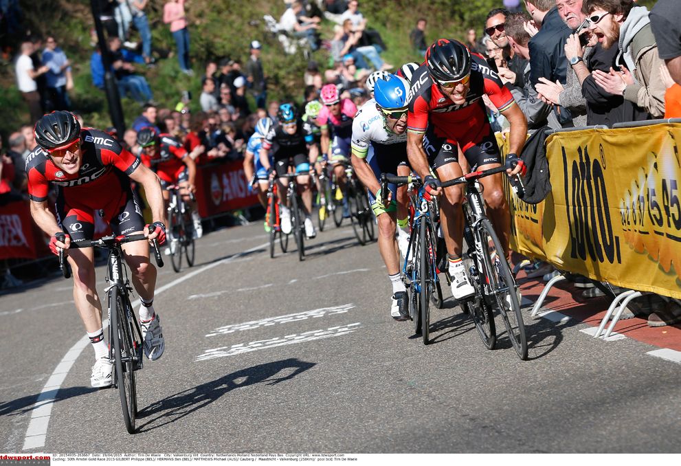 Ben Hermans sets up Philippe Gilbert for an attack on the Cauberg