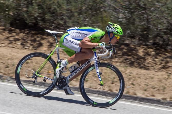 Riders tried to make up time on the descent.