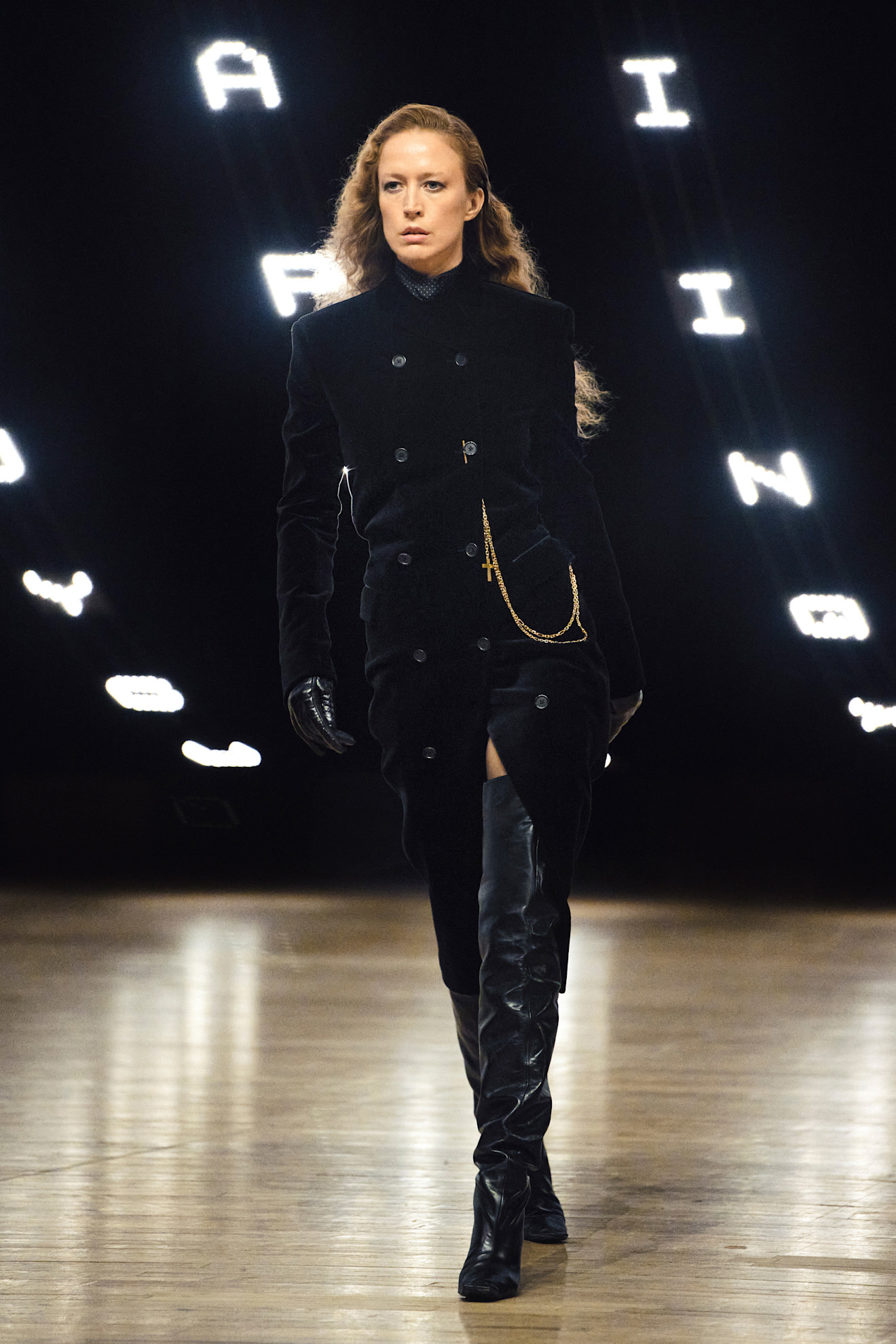 Fall/winter 2026 runway look.