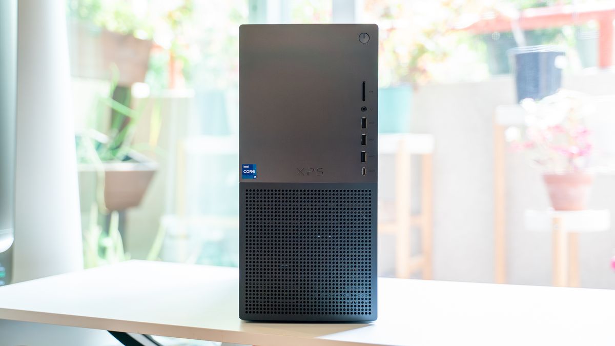 Dell XPS Desktop (8960) review: a formidable gaming PC disguised as a lowly work computer