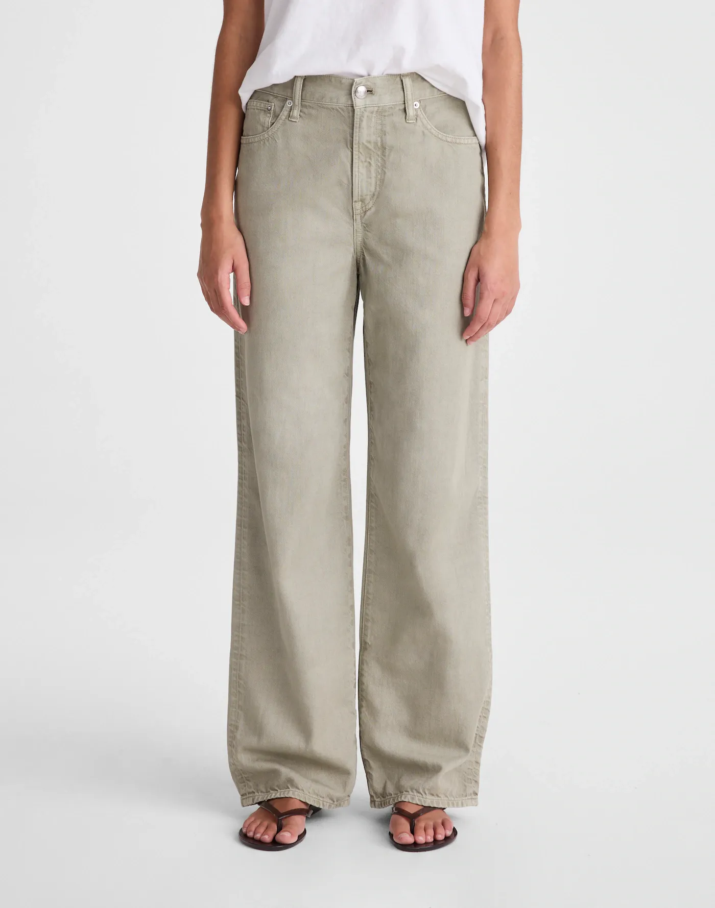 Madewell , The Perfect Vintage Wide-Leg Jean in Airy Denim