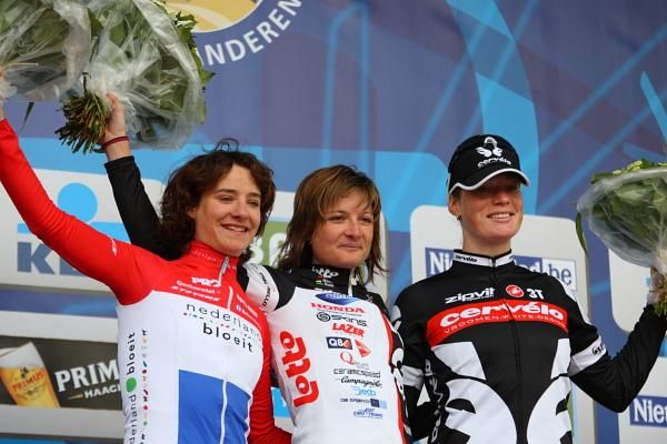 2010 Ronde van Vlaanderen podium - Marianne Vos (Nederland Bloeit), Grace Verbeke (Lotto Ladies Team) and Kirsten Wild (Cervelo Test Team)