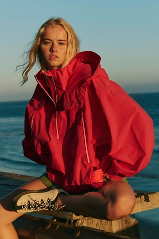 Singin' in the Rain Packable Waterproof Pullover