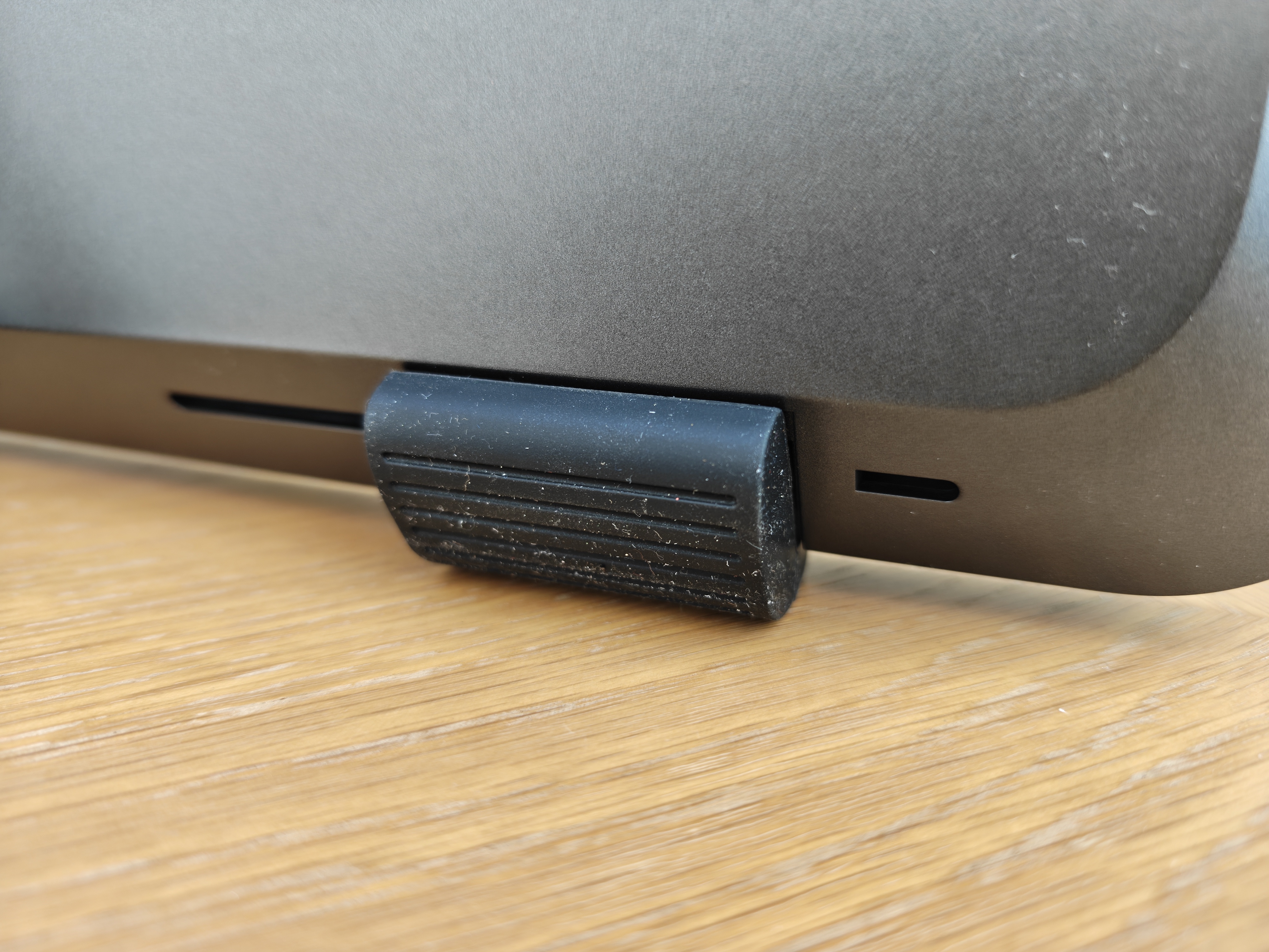 XPPen Artist Pro 27 Gen 2 review; photos of a large drawing tablet