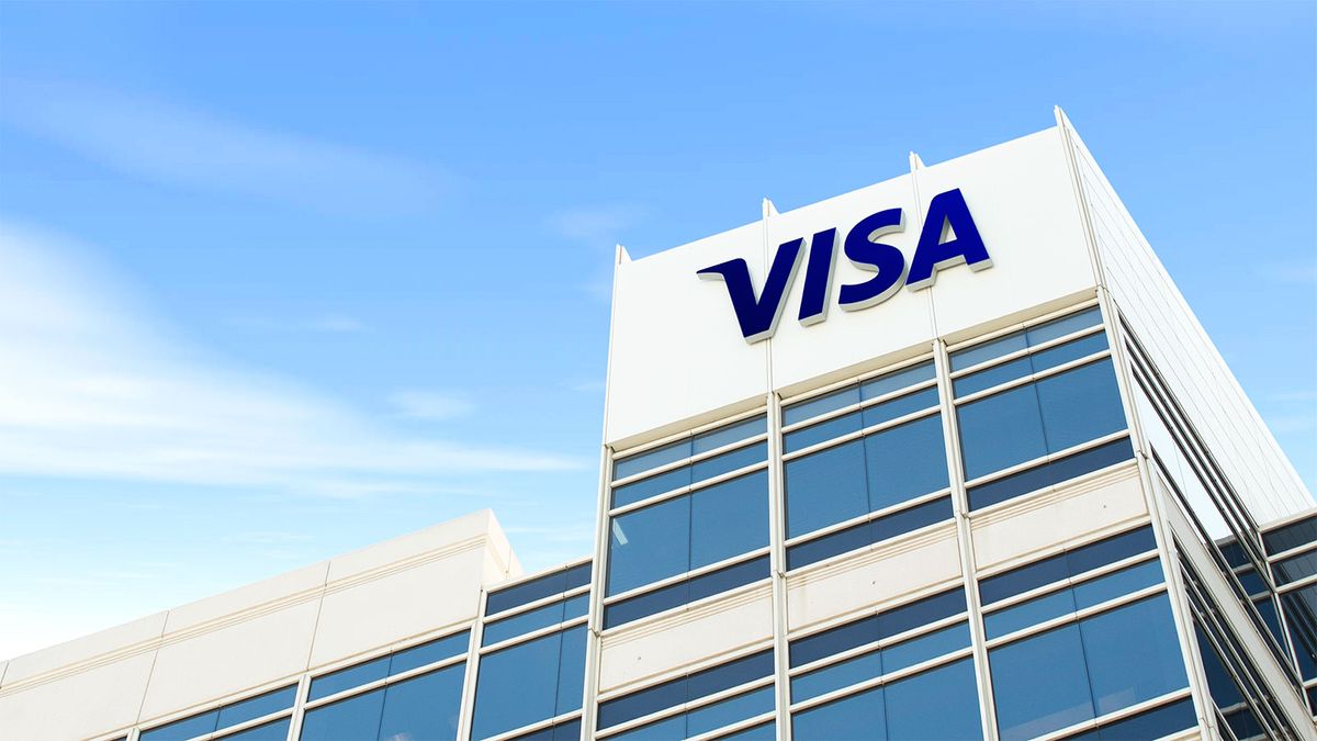 Good news - Amazon will still accept Visa credit cards