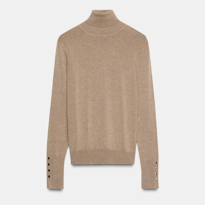 Cat Deeley&#039;s taupe, turtleneck knit jumper from Zara