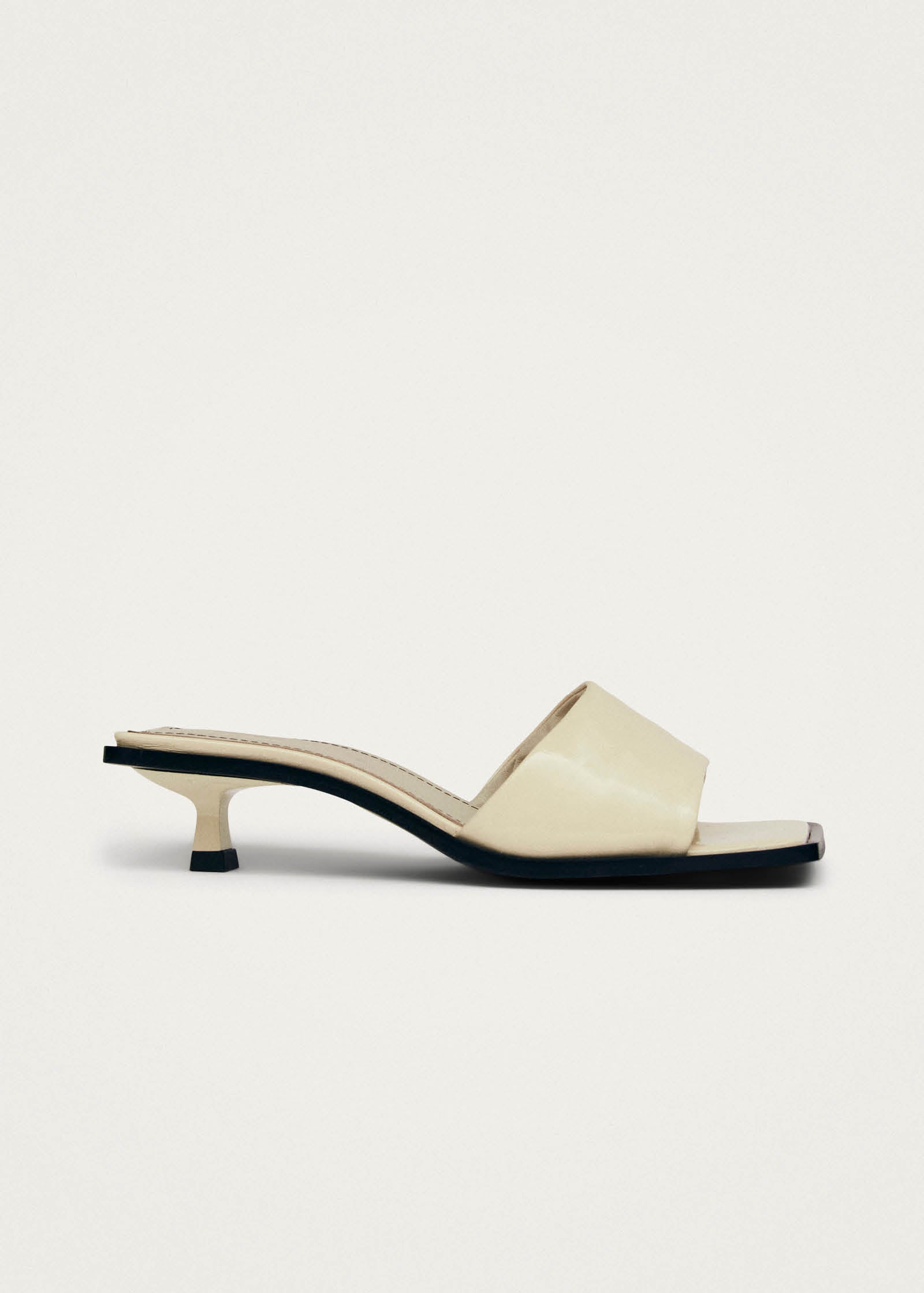 Kia Patent Cream Leather Sandals