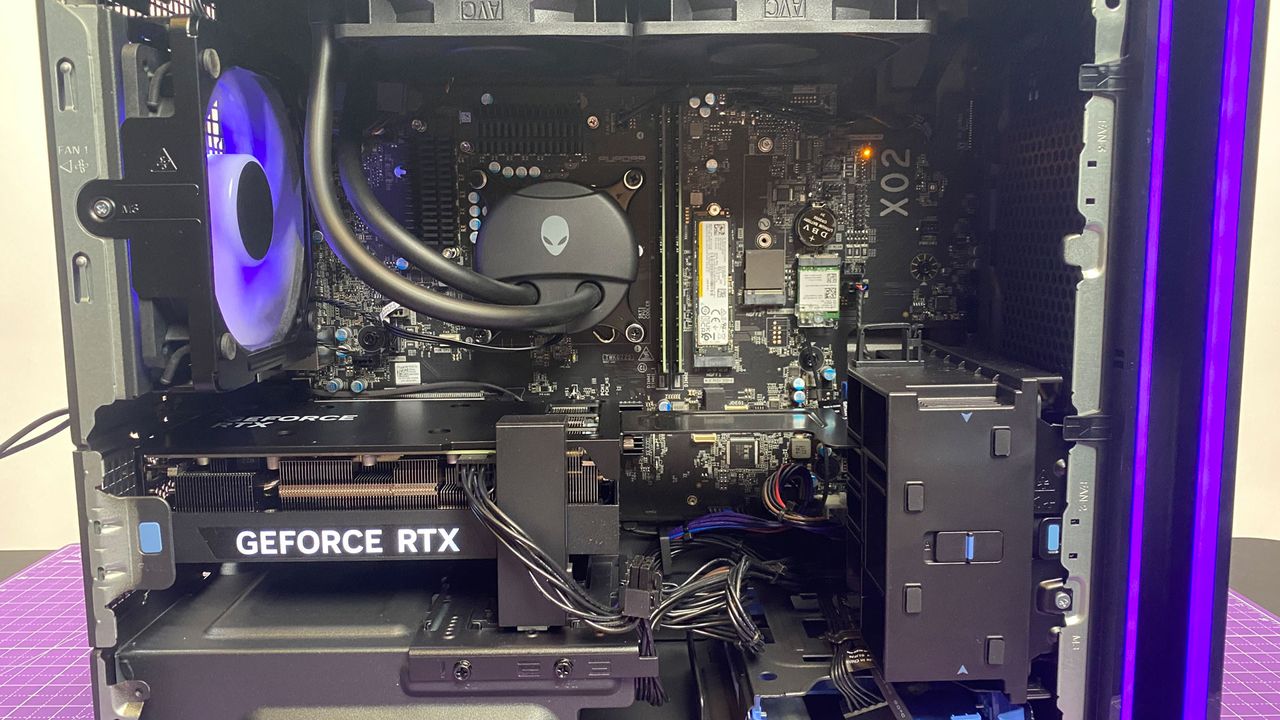 Alienware Aurora R16